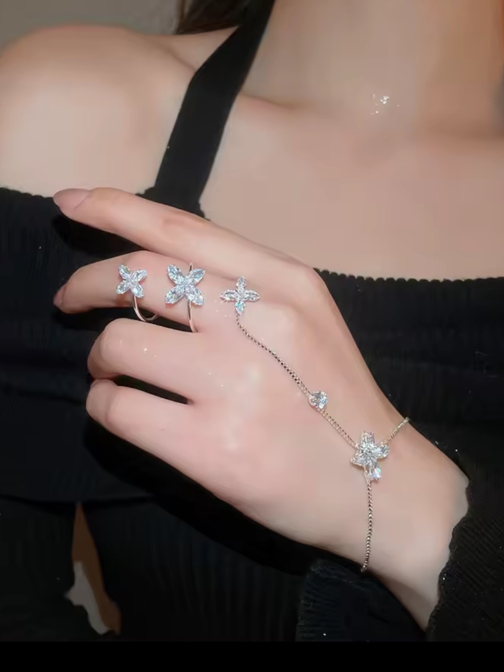 Kohl's Silver Floral Crystal Hand Chain and Ring Set